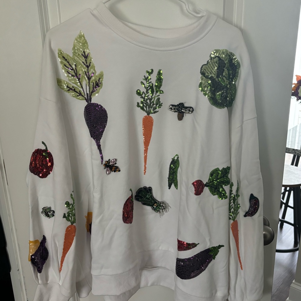 NWT Veggie Sweatshirt